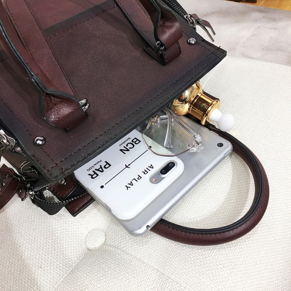 Duke Hudson- Leather Shoulder Bag - Picture 7 of 12